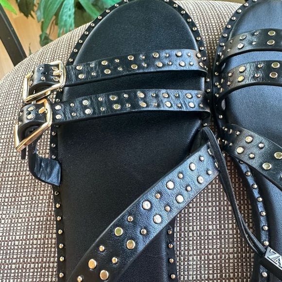 🆕 NWT Zara Black Leather Studded Sandals - Picture 11 of 16